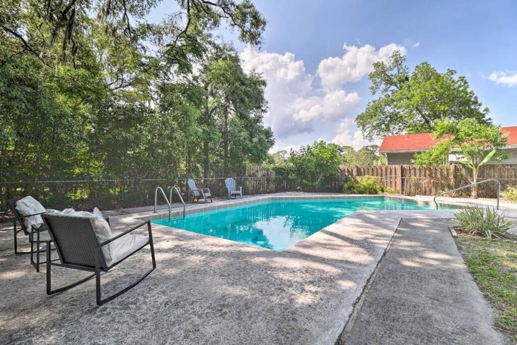 Pool Home Sleeps 6 With Large Fenced Yard Джэксонвиль Экстерьер фото